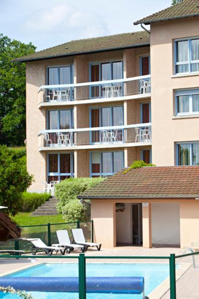Hotel Du Lac Lacapelle-Viescamp Exterior foto
